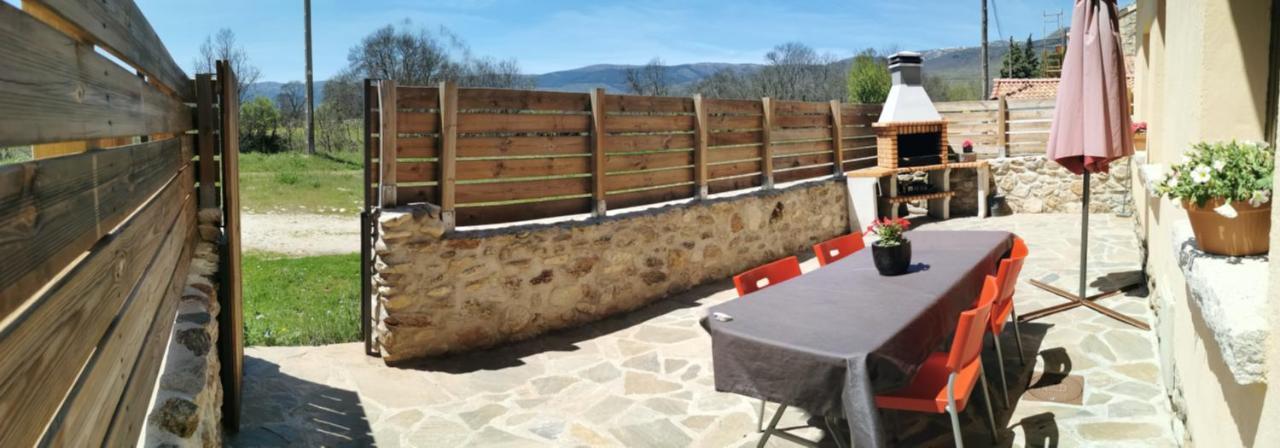 Casitas Pinilla Del Valle Ngoại thất bức ảnh